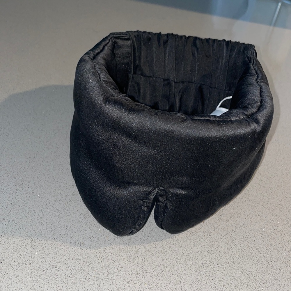 Lunya sleep mask